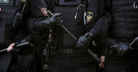 Białoruś. Funkcjonariusze KGB będą aresztować za negatywne komentarze w sieci