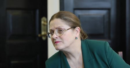 Pawłowicz nie miała dla Sikorskiego litości. Jej riposta zwala z nóg