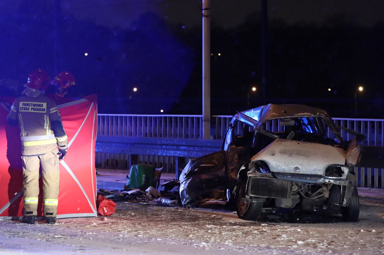 Tragiczny wypadek na Moście Gdańskim. Zginął dostawca jedzenia 