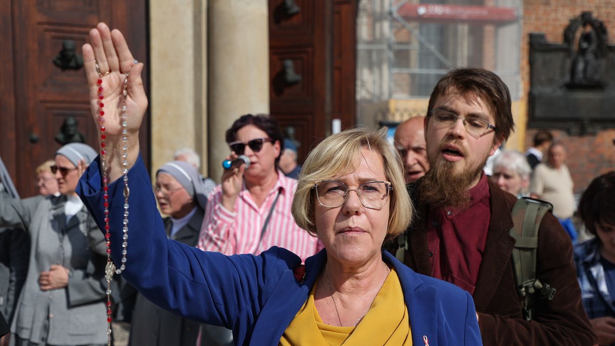 Barbara Nowak skomentowała atak młodzieży na żołnierzy przy granicy z Białorusią
