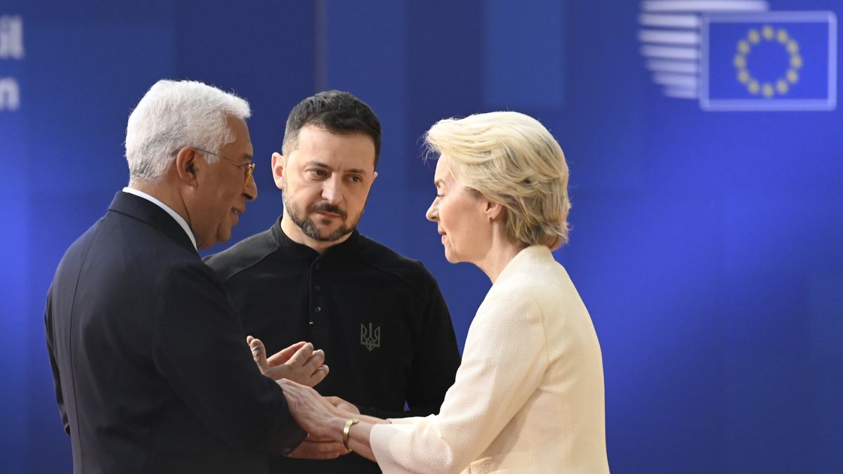 BRUSSELS , BELGIUM - MARCH 06 : Extraordinary summit of EU heads of state and government on defence and Ukraine in the presence of Ursula von der Leyen (President of the European Commission) & António Costa ( President of the European Council) & Ukrainian President Volodymyr Zelensky on March 06, 2025 in Brussels , Belgium, 06/03/2025 ( Photo by Didier Lebrun / Photonews via Getty Images)
