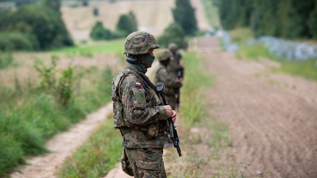 Kryzys na granicy z Białorusią. Caritas chce pomóc uchodźcom