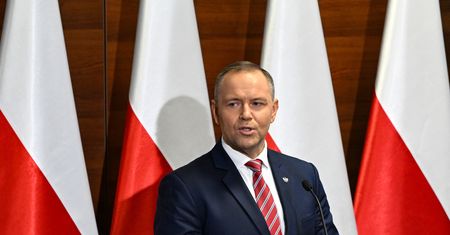 Polacy "rozliczyli" Nawrockiego. Tak widzą podpis pod ustawą