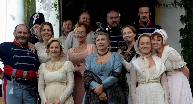 „Damy i huzary” w reżyserii Krystyny Jandy na scenie Teatru Telewizji