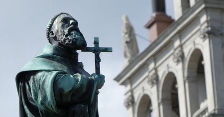 "Pijaństwo i seks". Odsłonił ciemną stronę pielgrzymek