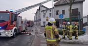 Grodzisk: Pożar budynku przy ulicy Bukowskiej. Ewakuowano dwie osoby