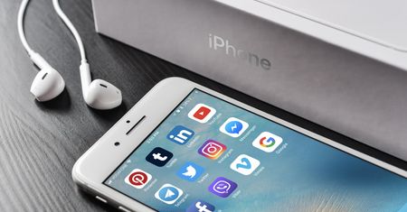 iPhone'y 8 są wadliwe. Apple zaprasza do serwisu na wymianę płyt głównych