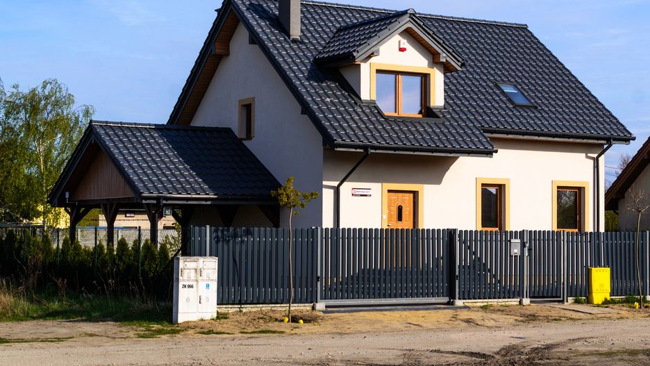Domek do 70 mkw. Ile kosztuje? Cena to nawet 200 tys. zł. 