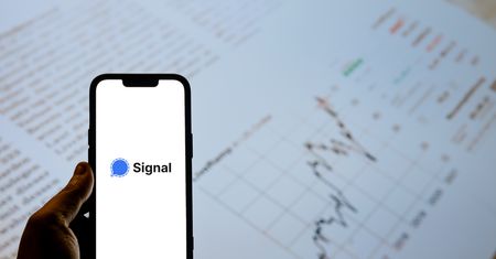 Signal. Co wyróżnia komunikator, w którym doszło do wielkiej wpadki służb USA?
