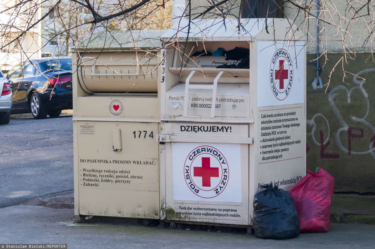 To koniec kontenerów na odzież. Firma wypowiedziała umowę