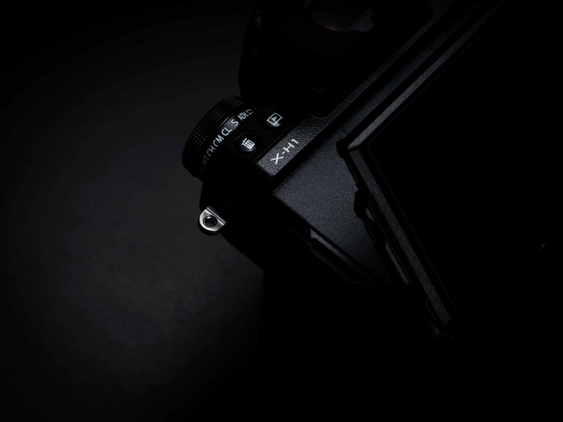 Fujifilm X-H1 - flagowy aparat do sportu i filmowania 6