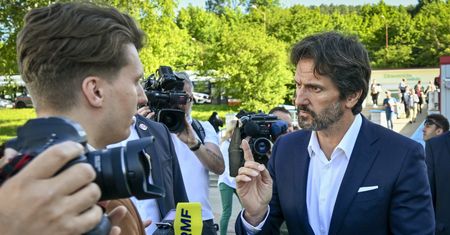 Poranna konferencja ws. zamachu. Szef MON zabrał głos