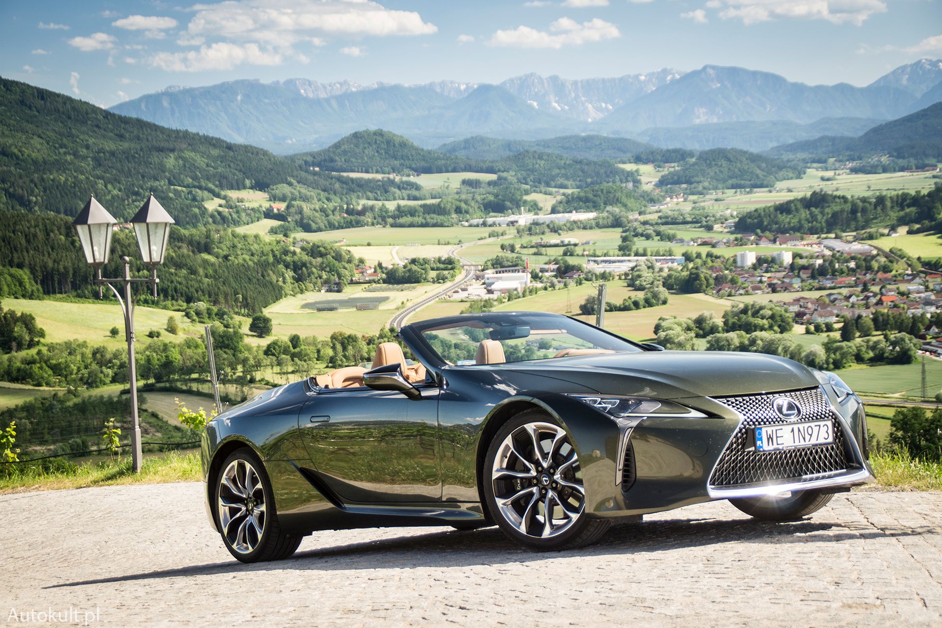 Lexus LC500 Convertible (2021)