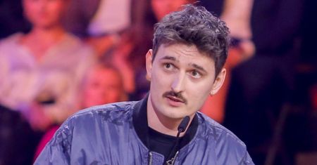 Dawid Podsiadło nagrał piosenkę o trudnej relacji z ojcem. "Jeśli myślisz, że zapomnę, wznieś kieliszek i znów się napij"
