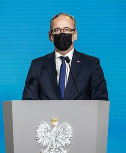 Konferencja Niedzielskiego. "Sytuacja się nie polepszy". Pokazał liczby