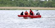 Zalew Szczeciński. Poszukiwania zaginionych Ukraińców nadal trwają. Policja nie wyklucza utonięcia