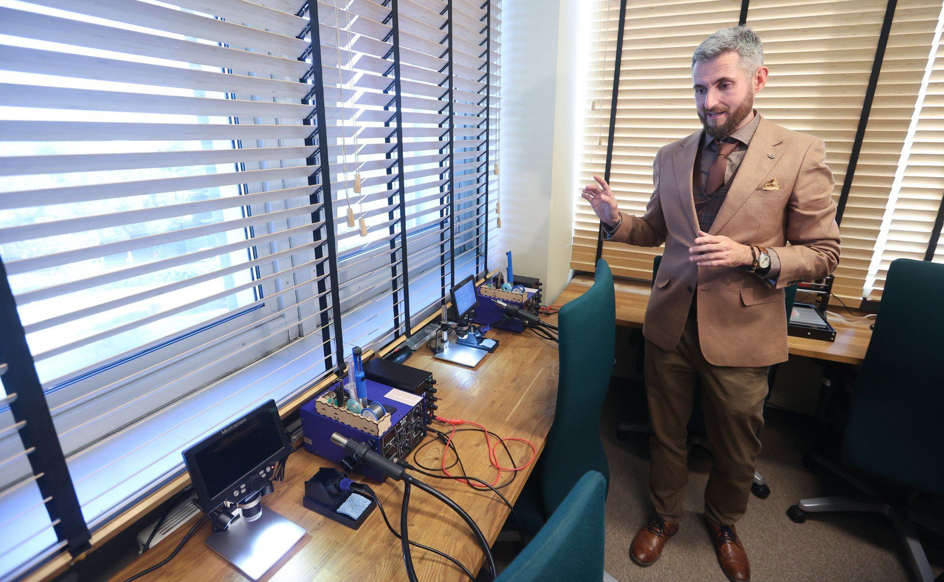 Laboratorium zostało otwarte w budynku Wydziału Budowy Maszyn i Lotnictwa.