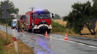 Wypadek między Toruniem a Bydgoszczą. Dwie osoby w szpitalu