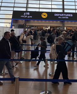 Ewakuacja Polaków. MSZ informuje o samolocie