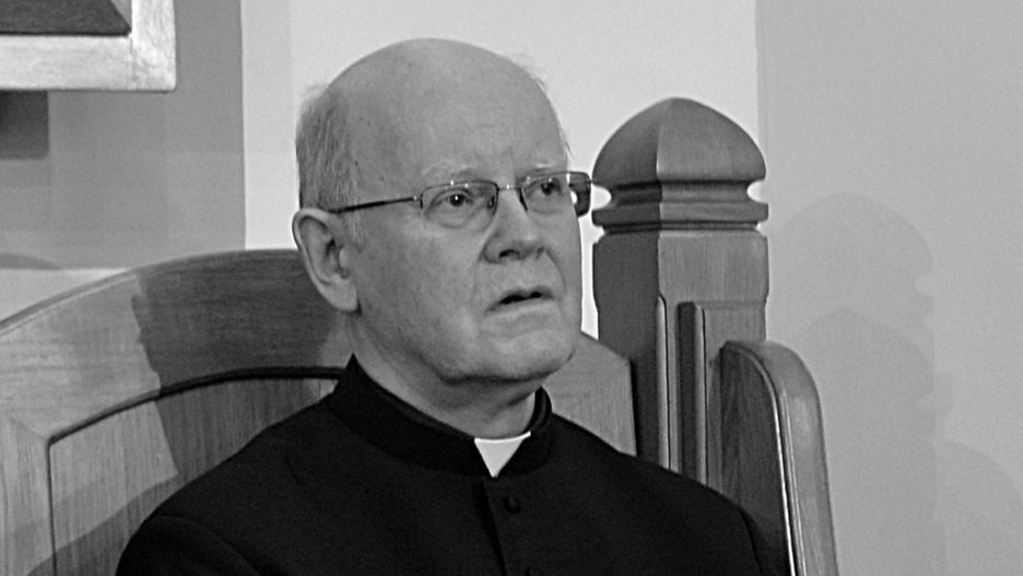 Ksiądz Edward Poniewierski