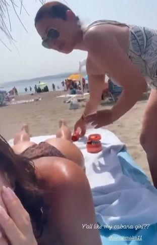 Eva Longoria topless na plaży 