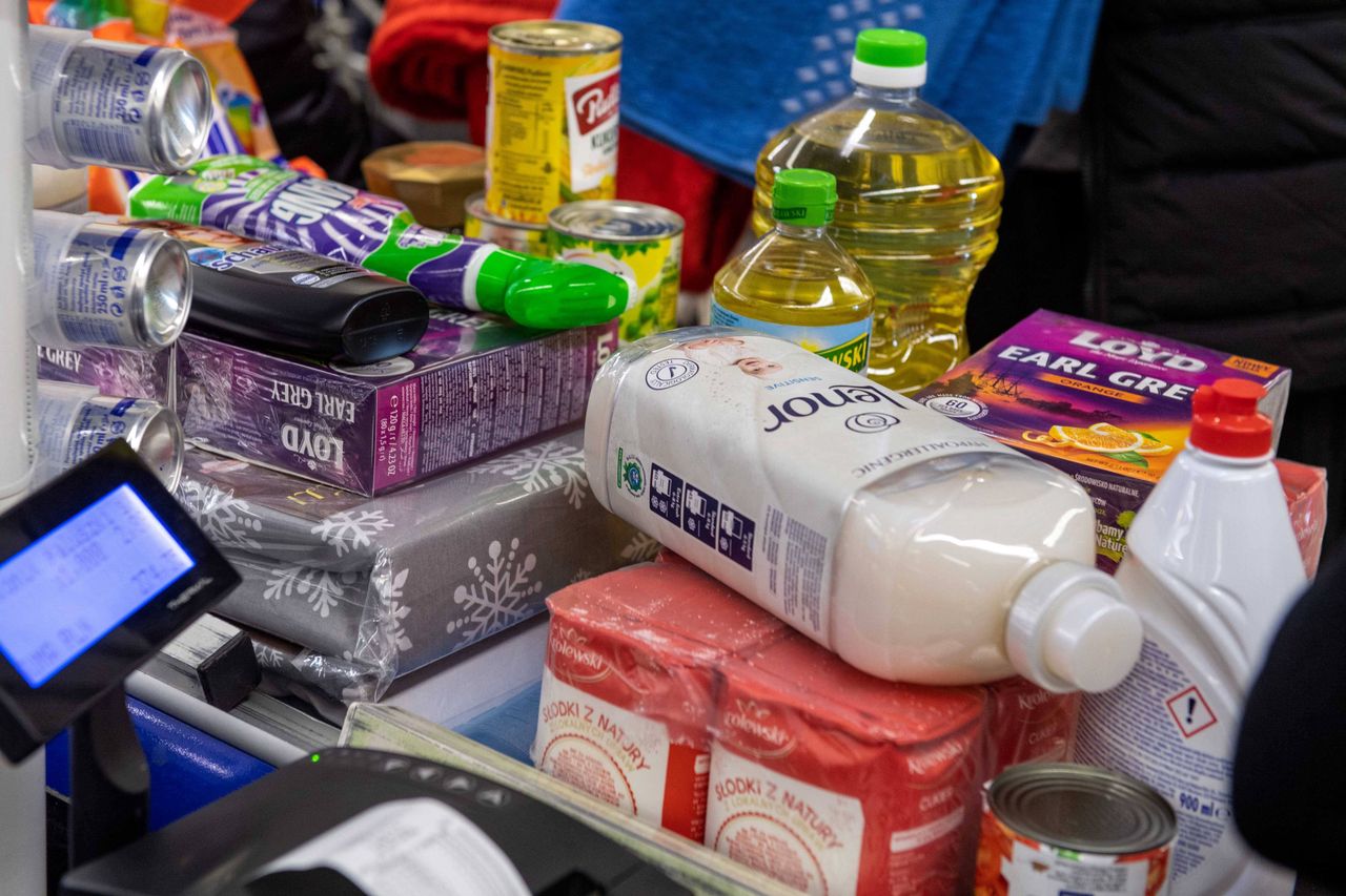 Inflacja szaleje, ale Polacy nie chcą cen maksymalnych. Eksperci ostrzegają: to powrót do PRL-u