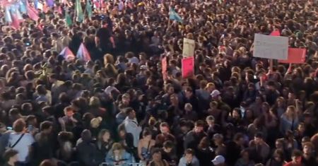 Demonstracje we Francji. Radość po upadku rządu Bayrou