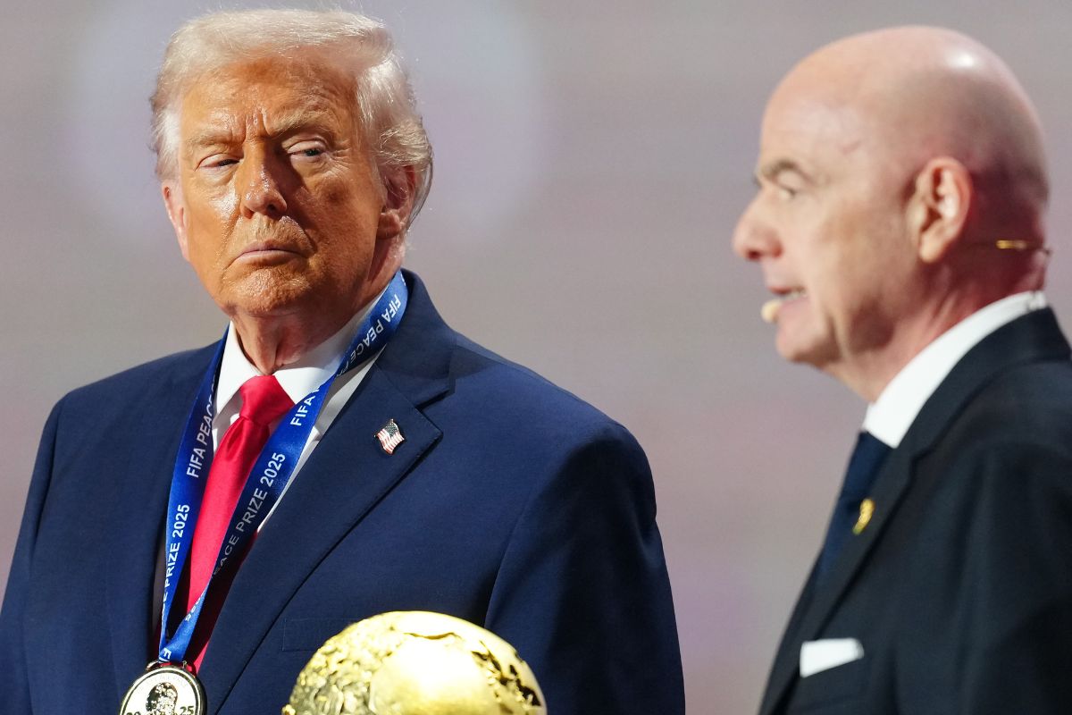 Blatter uderza w Infantino. Zarzucił mu bliskie relacje z Trumpem