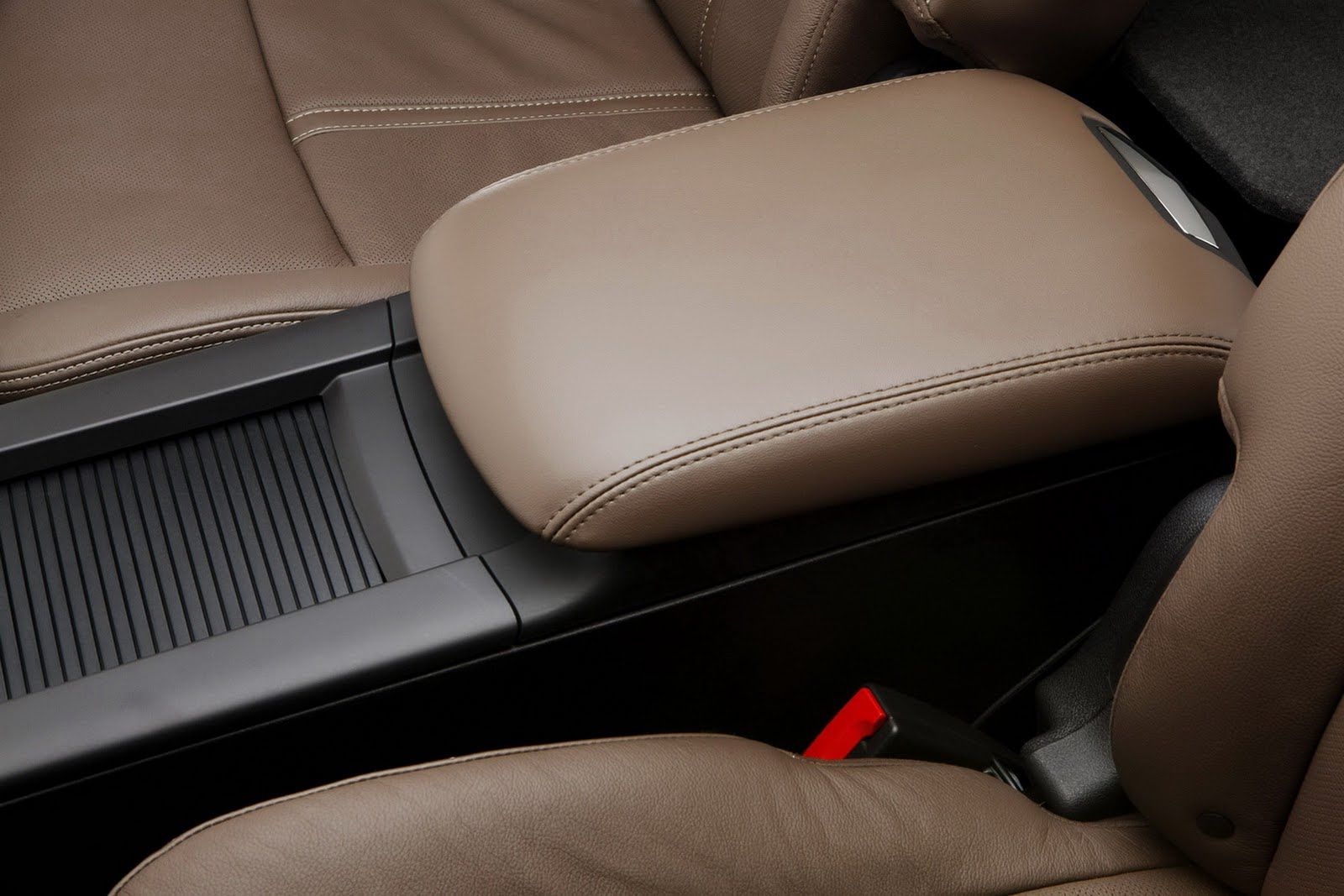Lincoln MKT