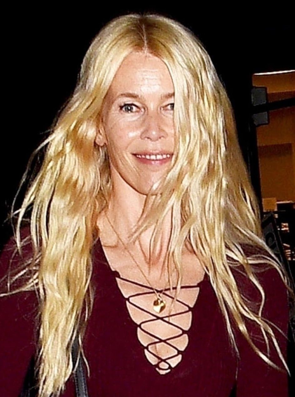 Kate Moss i Claudia Schiffer balangują w Paryżu