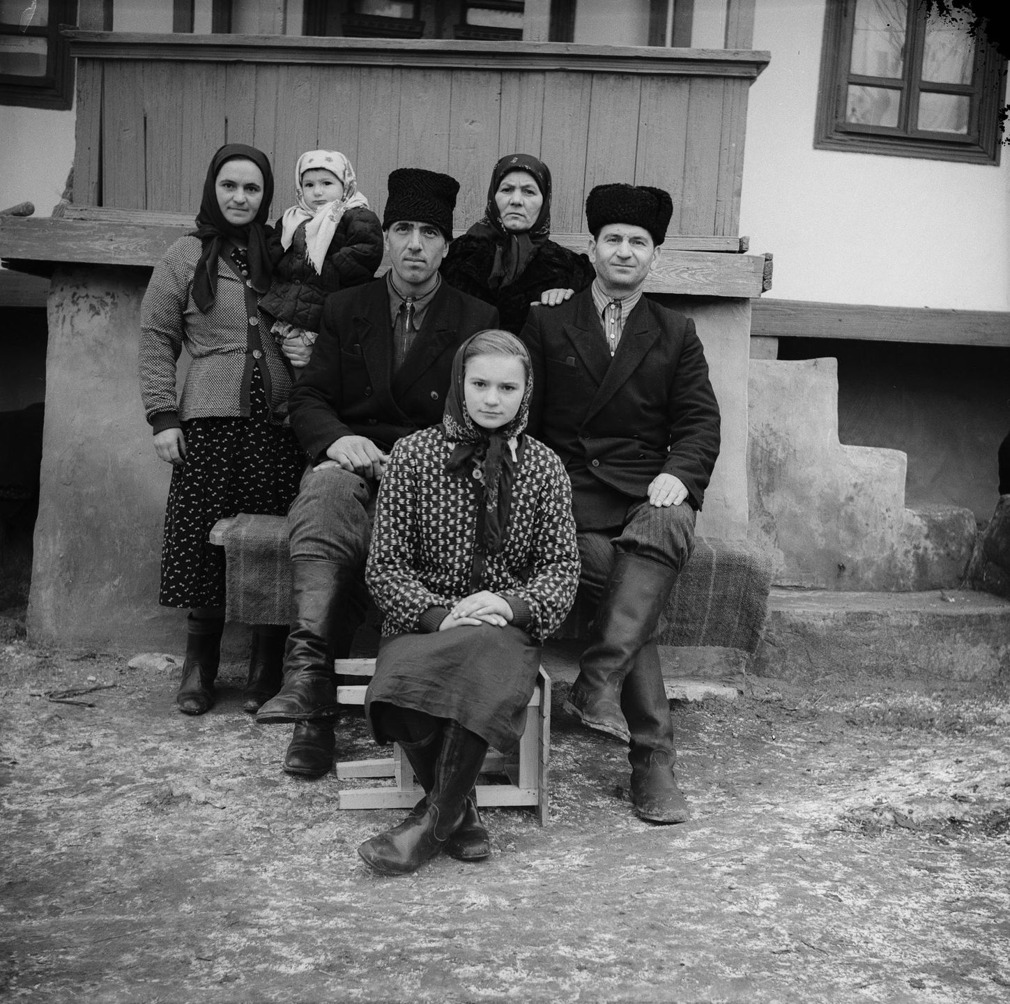 Historyczne zdjęcia z ZSRR odnalezione w opuszczonym domu 24