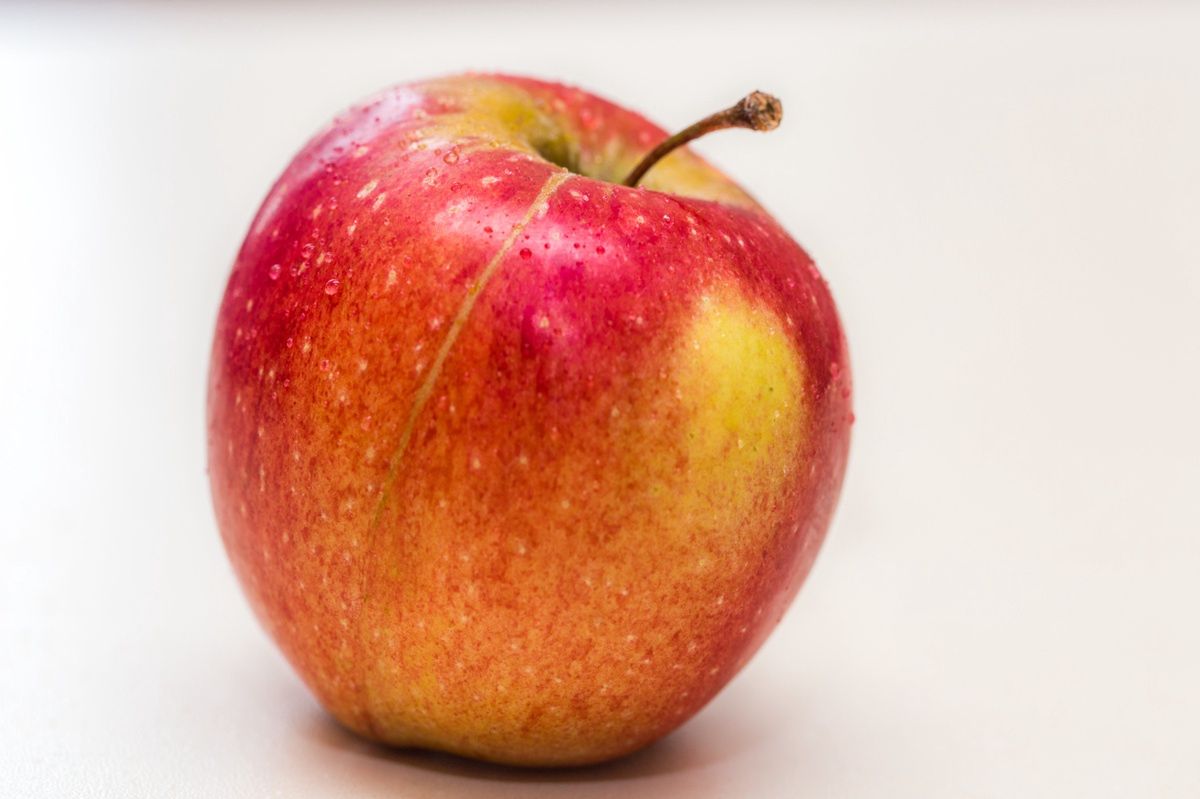 Co daje codzienne jedzenie jabłek? Efektów jest więcej niż się wszystkim wydaje
