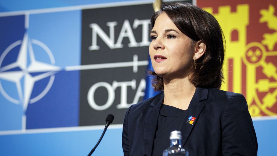 Annalena Baerbock uważa, że nie ma żadnego sensu prowadzenia negocjacji z Rosją w celu zakończenia wojny w Ukrainie. 