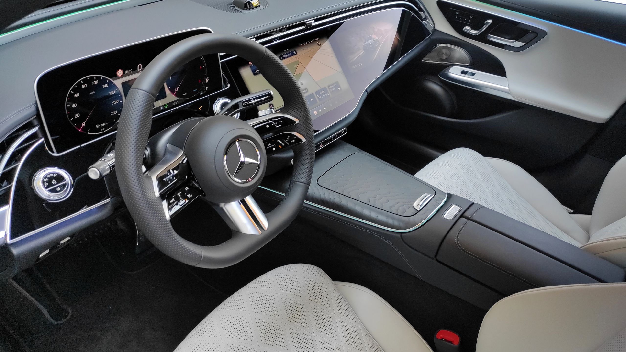 Mercedes Klasy E (W214)