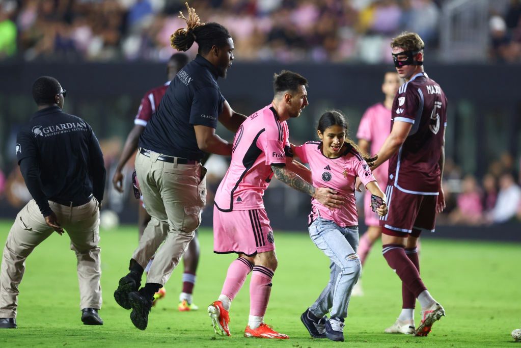 Messi's magic in Miami: Fan's pitch invasion goes viral