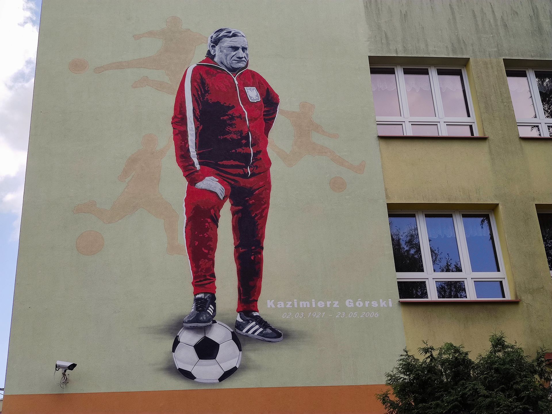 Zdjęcie dnia: Kazimierz Górski pojawił się na muralu w Białymstoku 2