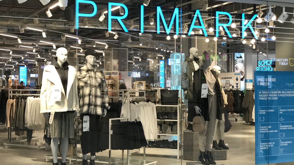 W warszawskiej Galerii Młociny otworzył się pierwszy w Polsce sklep Primark. 