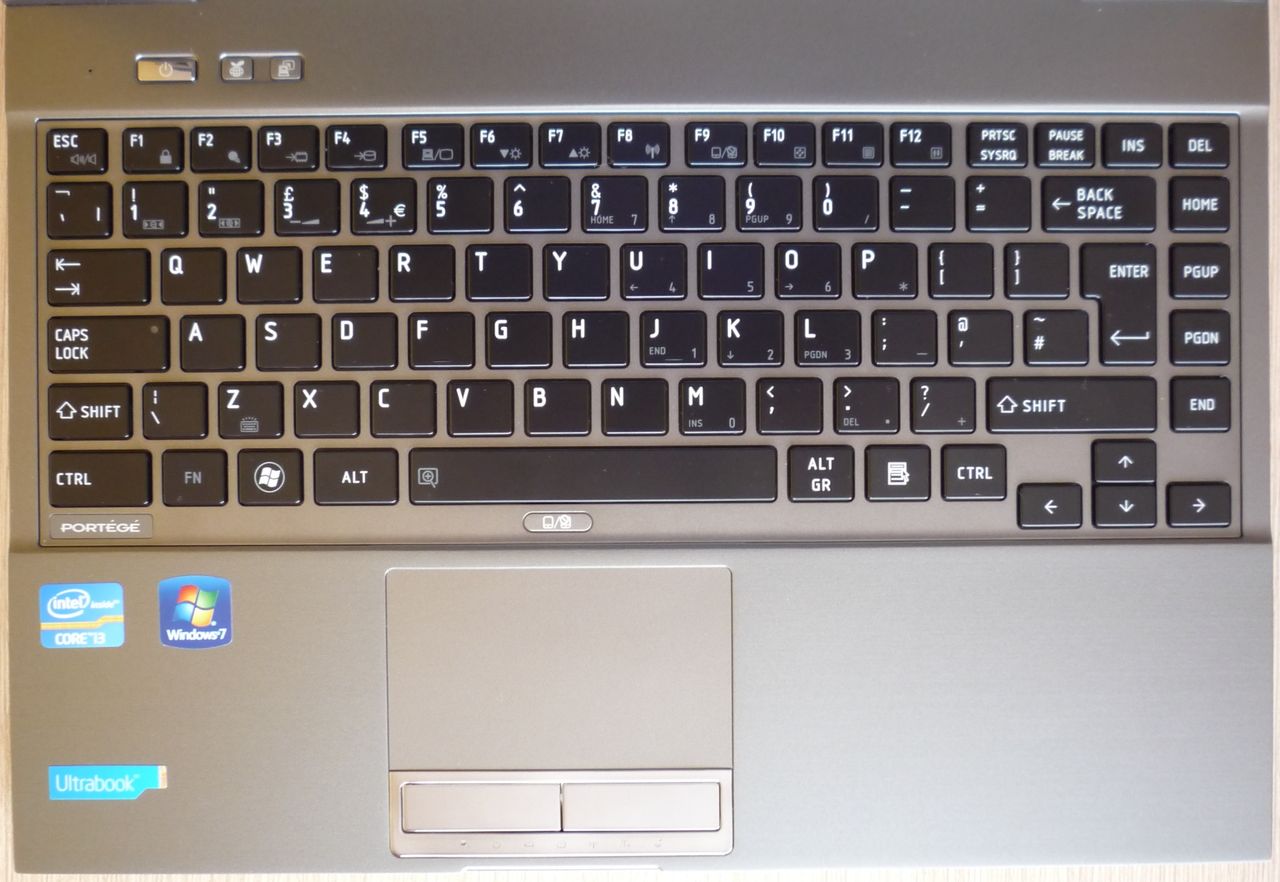 Toshiba Portégé Z830-10N - klawiatura i touchpad