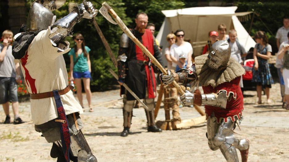 Uczestnicy wydarzenia mogą liczyć na świetne widowiska, m.in. rekonstrukcje historyczne. Zdjęcie ilustracyjne. 
