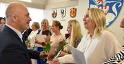Koszalin: Prezydent miasta wręczył akty mianowania awansów zawodowych 42 nauczycielom