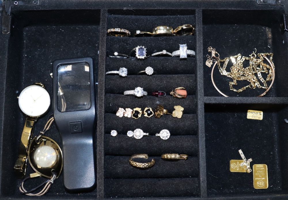 Policja szuka właścicieli tych przedmiotów