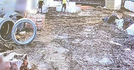 Piotrków Trybunalski: Nietypowy "sposób na dłużnika". Ukradli styropian z budowy, by rozliczyć zaległe faktury