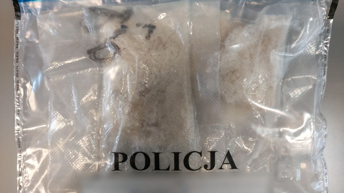 22-latek miał przy sobie 200 gramów narkotyków 