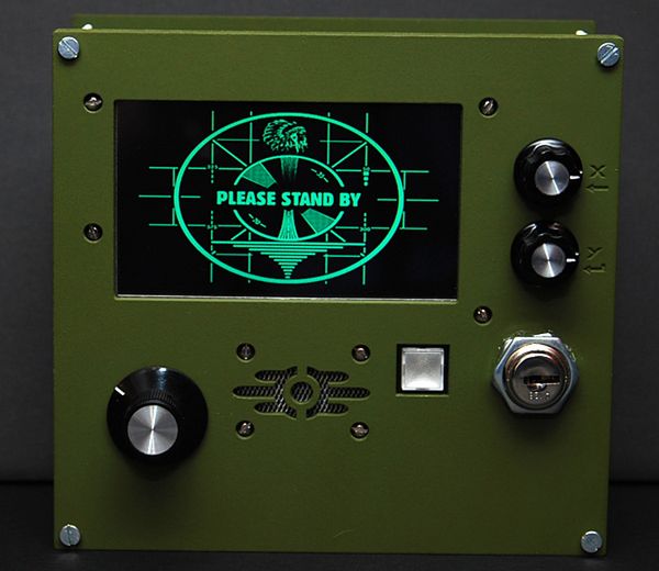 Prototyp PIP-Boy z Fallouta - w sam raz na zbliżający się koniec świata 7