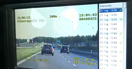 Posypały się mandaty pod Radomiem. Pirat drogowy stracił prawo jazdy