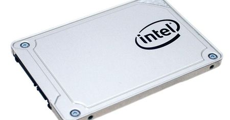 Intel wprowadza do oferty nośnik SSD 545s (w planach kolejne wersje)
