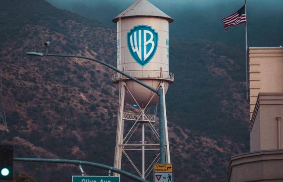 Warner Bros. Discovery pozywa Midjourney. Konflikt o Supermana i Scooby-Doo