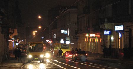 Atak we Lwowie. Transpłciowa żołnierka pobita do krwi