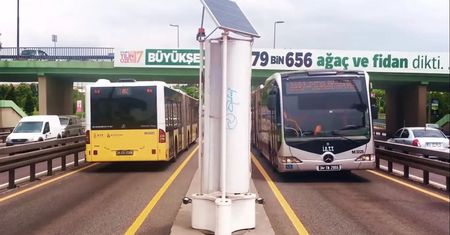 Prąd za darmo. ENLiL – turbina napędzana podmuchem jadących samochodów