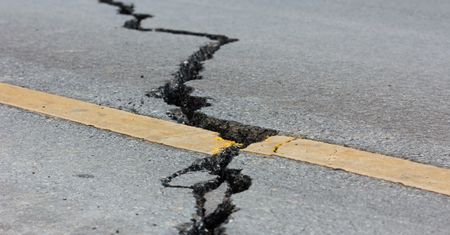 Silne trzęsienia ziemi w Japonii. Mają jedno źródło, głęboko pod powierzchnią